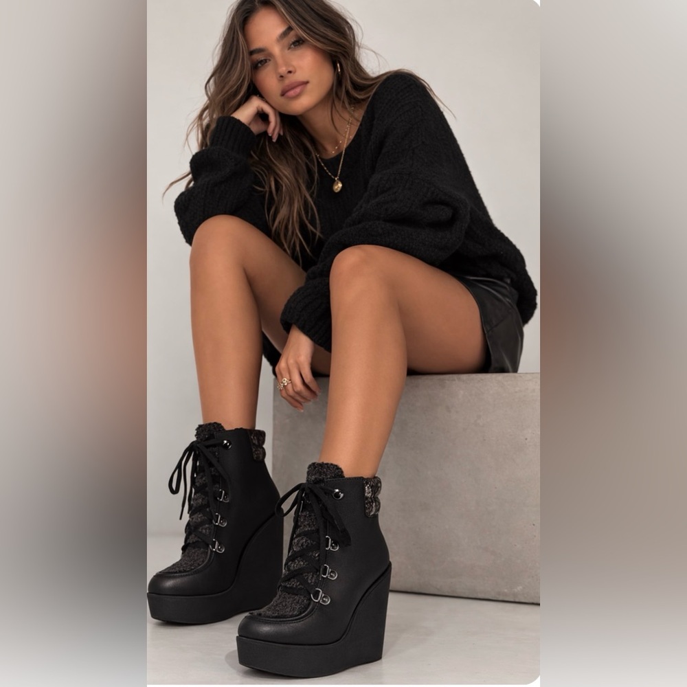 Jessica Simpson Maelyn Lace-up Platform Wedge Ankle Boots